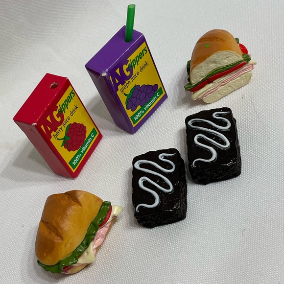 Vintage American Girl Picnic Lunch Food Set Hyper Realistic Sandwich Juice Boxes - Picture 3 of 5